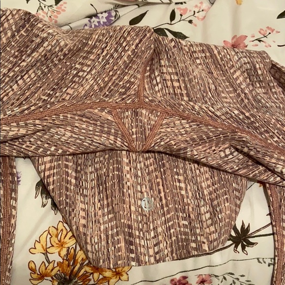 Lululemon Wunder Under High-Rise 7/8 Tight in Pink - Picture 4 of 9